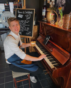 Piano & Cocktails på UBN