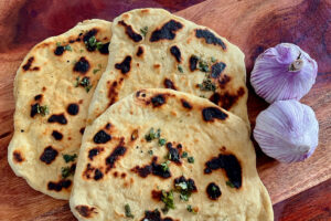 Naanbrød med hvidløg